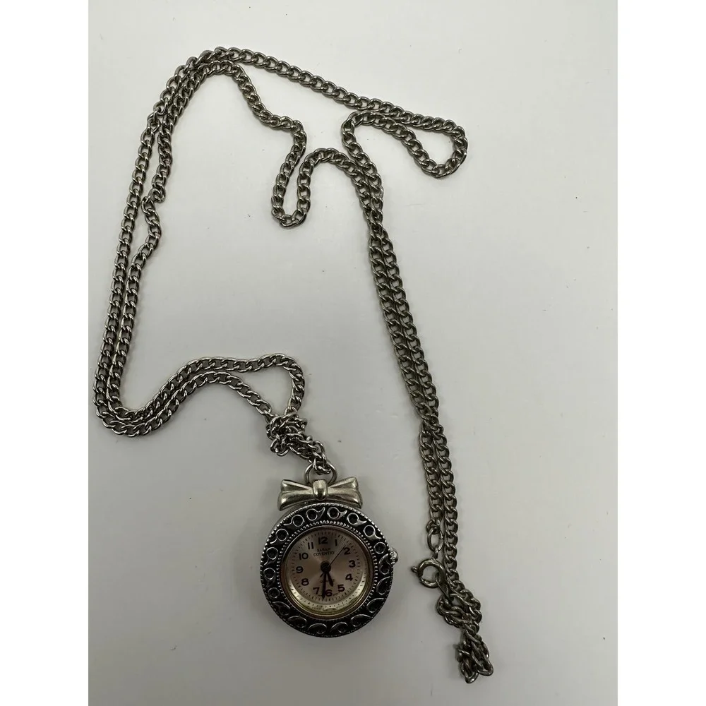 Sarah Coventry Ladies SCL339I Pendant Watch New Battery 26MM Silver Tone B43‎